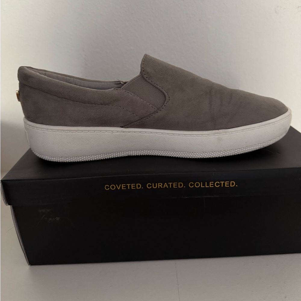 Lulus Grey Suede Dylan Sneakers Size 8